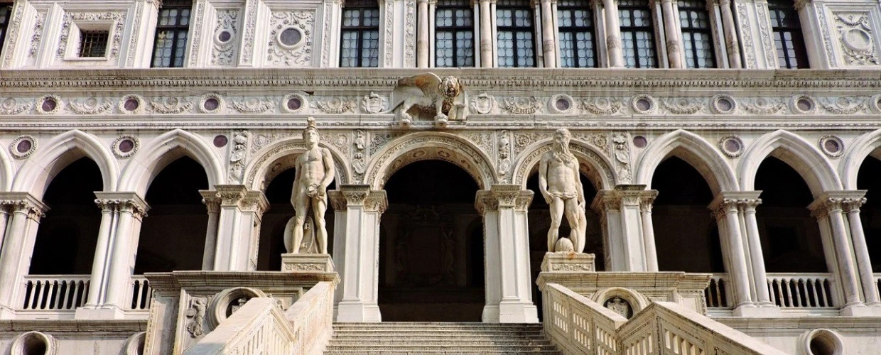 Venice Walking Tour &amp; Doge&#39;s Palace Guided Visit