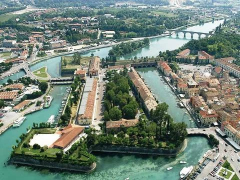 Venetian walls in Peschiera del Garda